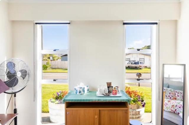 Whitby Pvt Room Pauatahanui Εξωτερικό φωτογραφία